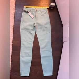 NWT Vineyard Vines teal jeans